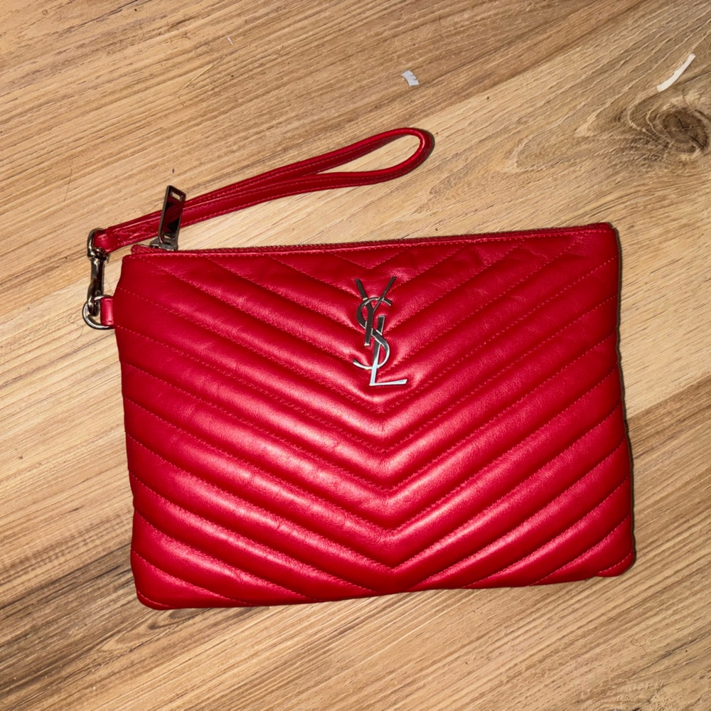 Authenticric ysl clutch